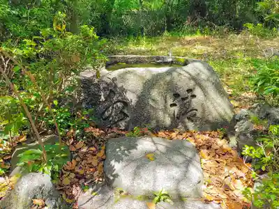 八幡社の手水舎