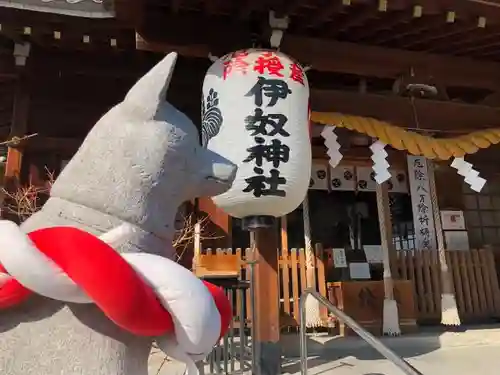 伊奴神社の狛犬