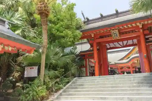 青島神社（青島神宮）の山門・神門