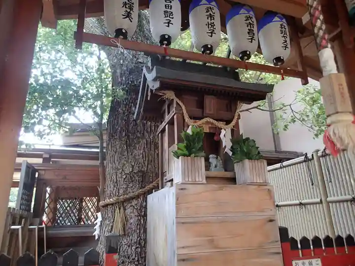 方違神社の末社・摂社