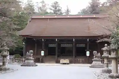 多田神社の本殿・本堂