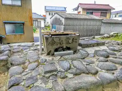 立野神社の手水舎