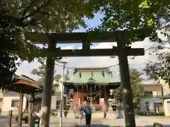 三輪里稲荷神社の鳥居