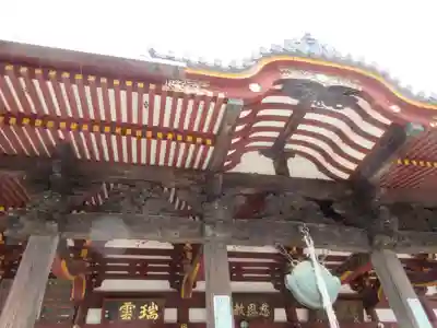 慈恩寺の本殿・本堂