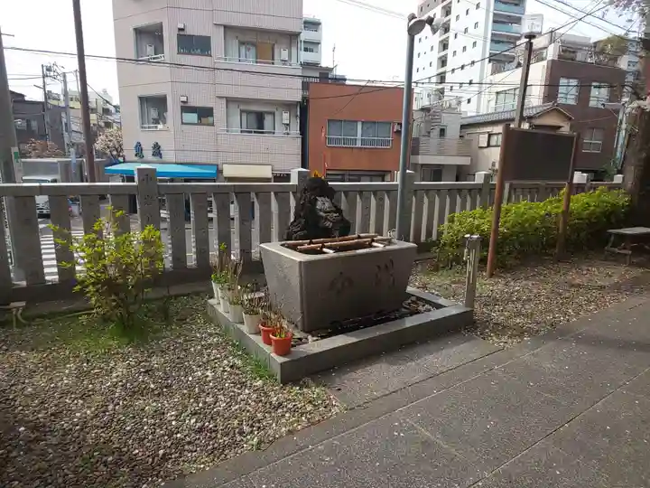 浅草富士浅間神社の手水舎