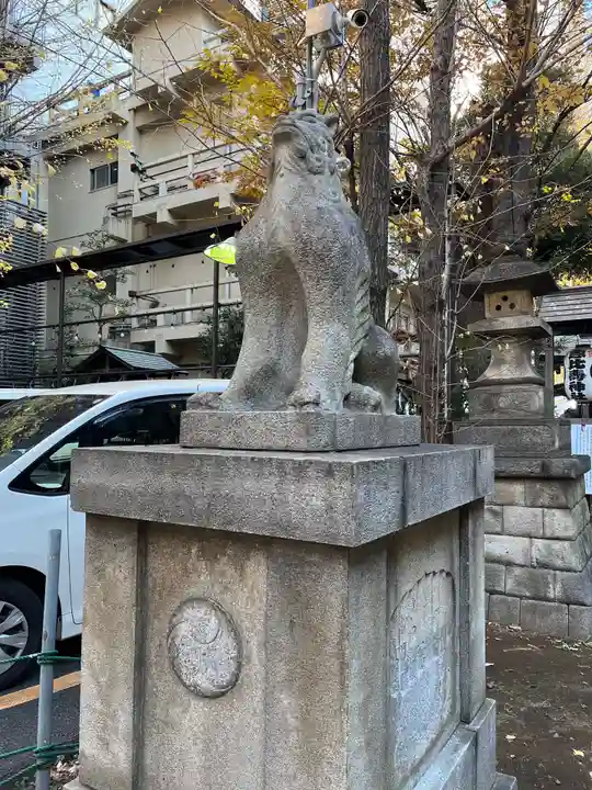 稲荷鬼王神社の狛犬