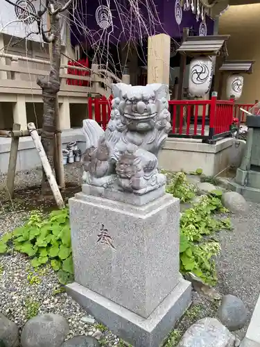矢先稲荷神社の狛犬