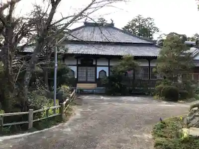 長松院の本殿・本堂