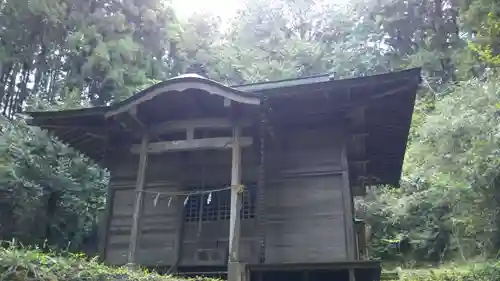 静神社の本殿