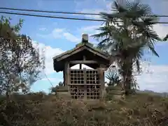 金精大明神の建物その他