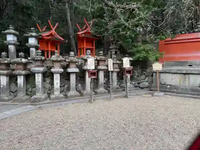 春日大社 若宮（春日若宮）の{uncategorized: "未分類", other: "その他", undefined: "問題あり", building: "その他建物", grave: "お墓", sacred_gate: "鳥居", guardian: "狛犬", statue: "像", buddha: "仏像", history: "歴史", nature: "自然", garden: "庭園", animal: "動物", pagoda: "塔", temizu: "手水舎", mountain_gate: "山門・神門", sanctuary: "本殿・本堂", subordinate: "末社・摂社", art: "芸術", scenery: "景色", jizo: "地蔵", ema: "絵馬", goshuin: "御朱印", omikuji: "おみくじ", items: "授与品その他", amulet: "お守り", goshuincho: "御朱印帳", eats: "食事", festival: "お祭り", votive_dance: "神楽", shichigosan: "七五三参", wedding: "結婚式", experience: "体験その他", initially: "初詣", around: "周辺", anti_infection: "感染症対策"}