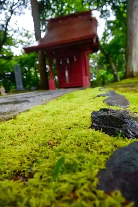 尻岸内八幡神社の末社・摂社