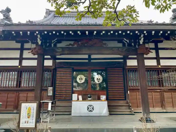 永稱寺の{uncategorized: "未分類", other: "その他", undefined: "問題あり", building: "その他建物", grave: "お墓", sacred_gate: "鳥居", guardian: "狛犬", statue: "像", buddha: "仏像", history: "歴史", nature: "自然", garden: "庭園", animal: "動物", pagoda: "塔", temizu: "手水舎", mountain_gate: "山門・神門", sanctuary: "本殿・本堂", subordinate: "末社・摂社", art: "芸術", scenery: "景色", jizo: "地蔵", ema: "絵馬", goshuin: "御朱印", omikuji: "おみくじ", items: "授与品その他", amulet: "お守り", goshuincho: "御朱印帳", eats: "食事", festival: "お祭り", votive_dance: "神楽", shichigosan: "七五三参", wedding: "結婚式", experience: "体験その他", initially: "初詣", around: "周辺", anti_infection: "感染症対策"}