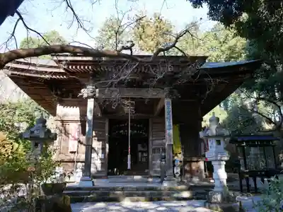 岩之上堂の本殿・本堂