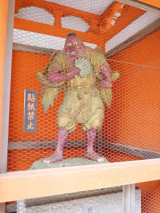 高尾山薬王院の像