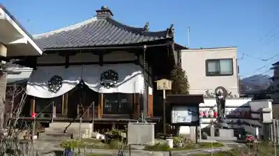 極楽寺の本殿・本堂