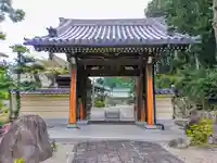宝生寺の山門・神門