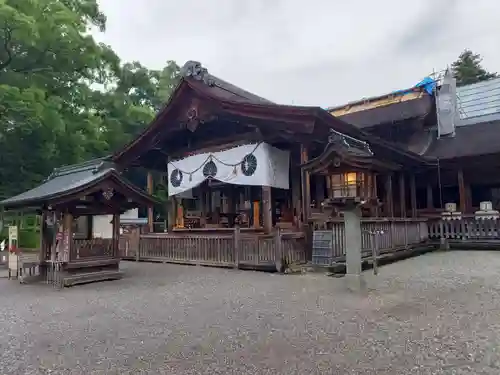 土佐神社の本殿