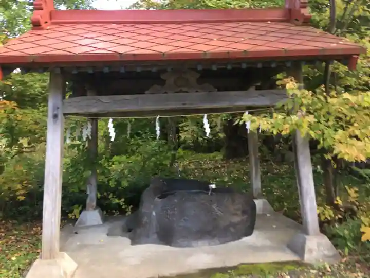 ニセコ狩太神社の手水舎
