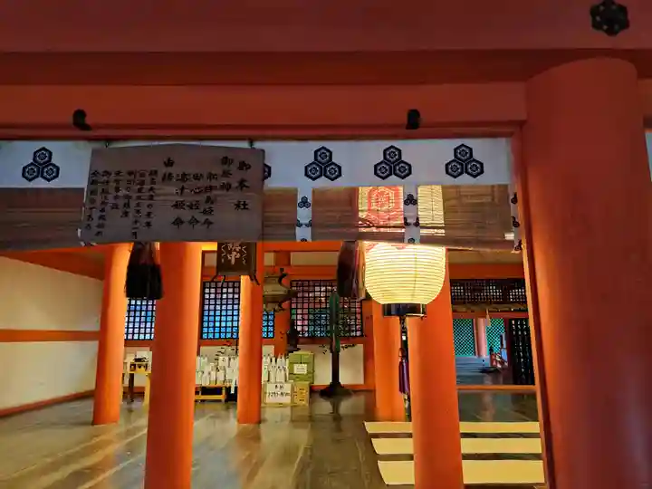 厳島神社の本殿・本堂