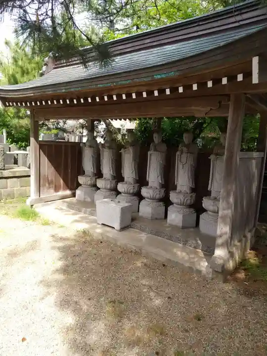 普光山 普傳寺の地蔵