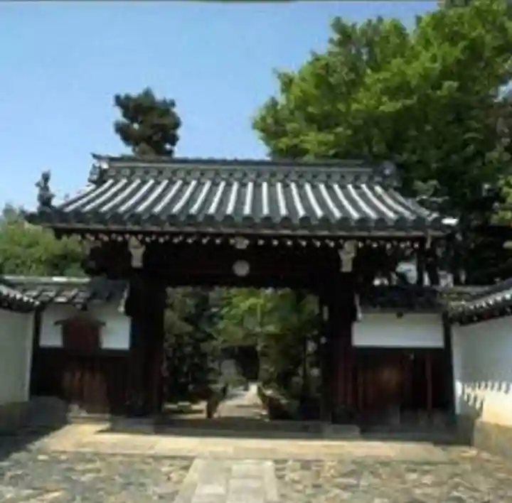 龍泉庵の山門・神門