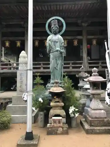 青岸渡寺の仏像