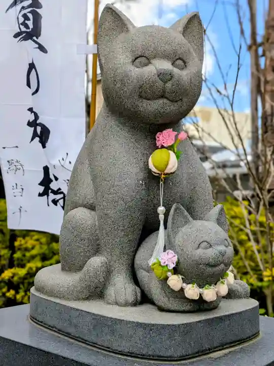 駒込妙義神社の{uncategorized: "未分類", other: "その他", undefined: "問題あり", building: "その他建物", grave: "お墓", sacred_gate: "鳥居", guardian: "狛犬", statue: "像", buddha: "仏像", history: "歴史", nature: "自然", garden: "庭園", animal: "動物", pagoda: "塔", temizu: "手水舎", mountain_gate: "山門・神門", sanctuary: "本殿・本堂", subordinate: "末社・摂社", art: "芸術", scenery: "景色", jizo: "地蔵", ema: "絵馬", goshuin: "御朱印", omikuji: "おみくじ", items: "授与品その他", amulet: "お守り", goshuincho: "御朱印帳", eats: "食事", festival: "お祭り", votive_dance: "神楽", shichigosan: "七五三参", wedding: "結婚式", experience: "体験その他", initially: "初詣", around: "周辺", anti_infection: "感染症対策"}