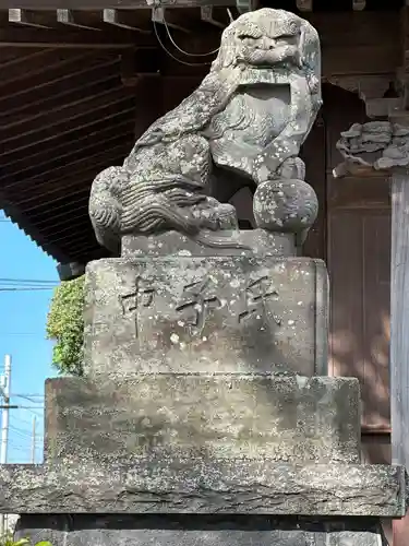 香取稲荷神社の狛犬