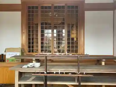 慶徳寺の{uncategorized: "未分類", other: "その他", undefined: "問題あり", building: "その他建物", grave: "お墓", sacred_gate: "鳥居", guardian: "狛犬", statue: "像", buddha: "仏像", history: "歴史", nature: "自然", garden: "庭園", animal: "動物", pagoda: "塔", temizu: "手水舎", mountain_gate: "山門・神門", sanctuary: "本殿・本堂", subordinate: "末社・摂社", art: "芸術", scenery: "景色", jizo: "地蔵", ema: "絵馬", goshuin: "御朱印", omikuji: "おみくじ", items: "授与品その他", amulet: "お守り", goshuincho: "御朱印帳", eats: "食事", festival: "お祭り", votive_dance: "神楽", shichigosan: "七五三参", wedding: "結婚式", experience: "体験その他", initially: "初詣", around: "周辺", anti_infection: "感染症対策"}