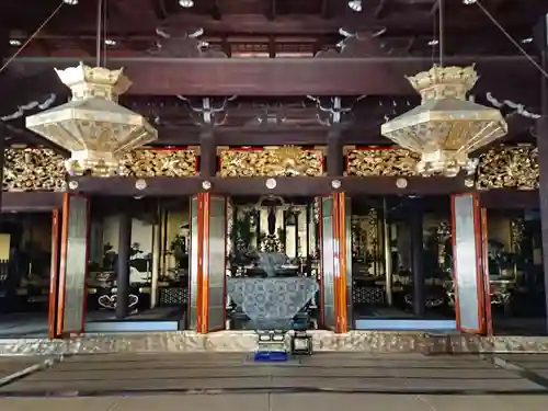 勝鬘寺の本殿・本堂