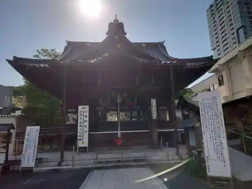 覚林寺の本殿・本堂