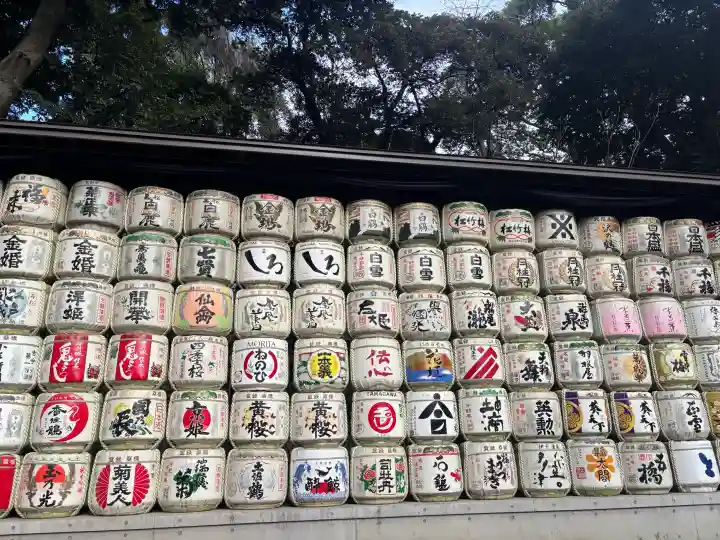 明治神宮の{uncategorized: "未分類", other: "その他", undefined: "問題あり", building: "その他建物", grave: "お墓", sacred_gate: "鳥居", guardian: "狛犬", statue: "像", buddha: "仏像", history: "歴史", nature: "自然", garden: "庭園", animal: "動物", pagoda: "塔", temizu: "手水舎", mountain_gate: "山門・神門", sanctuary: "本殿・本堂", subordinate: "末社・摂社", art: "芸術", scenery: "景色", jizo: "地蔵", ema: "絵馬", goshuin: "御朱印", omikuji: "おみくじ", items: "授与品その他", amulet: "お守り", goshuincho: "御朱印帳", eats: "食事", festival: "お祭り", votive_dance: "神楽", shichigosan: "七五三参", wedding: "結婚式", experience: "体験その他", initially: "初詣", around: "周辺", anti_infection: "感染症対策"}