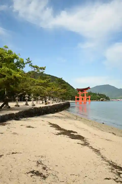 厳島神社(広島県)