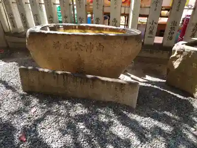 白神社の手水舎