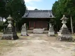 上里神社の本殿