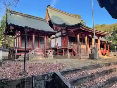 薦神社の本殿・本堂