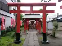 丁張稲荷神社の鳥居