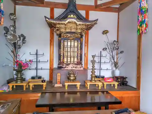 信照寺の末社・摂社