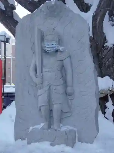 成田山札幌別院新栄寺の仏像