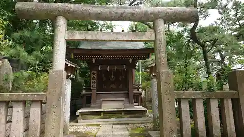 意富比神社の末社