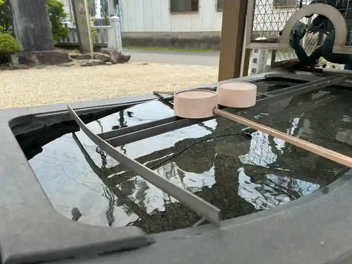 湯殿山神社(宮城県)