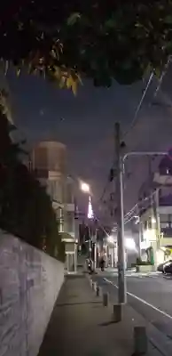 初台出世稲荷大明神の周辺