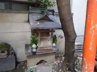 銀杏岡八幡神社の末社・摂社