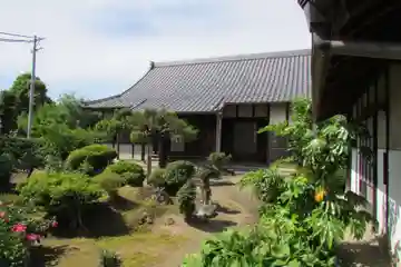 来迎寺の本殿・本堂