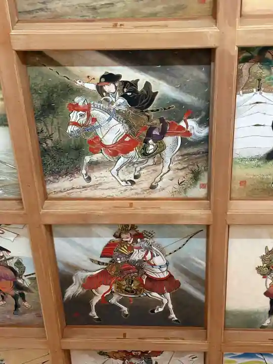 矢先稲荷神社の{uncategorized: "未分類", other: "その他", undefined: "問題あり", building: "その他建物", grave: "お墓", sacred_gate: "鳥居", guardian: "狛犬", statue: "像", buddha: "仏像", history: "歴史", nature: "自然", garden: "庭園", animal: "動物", pagoda: "塔", temizu: "手水舎", mountain_gate: "山門・神門", sanctuary: "本殿・本堂", subordinate: "末社・摂社", art: "芸術", scenery: "景色", jizo: "地蔵", ema: "絵馬", goshuin: "御朱印", omikuji: "おみくじ", items: "授与品その他", amulet: "お守り", goshuincho: "御朱印帳", eats: "食事", festival: "お祭り", votive_dance: "神楽", shichigosan: "七五三参", wedding: "結婚式", experience: "体験その他", initially: "初詣", around: "周辺", anti_infection: "感染症対策"}