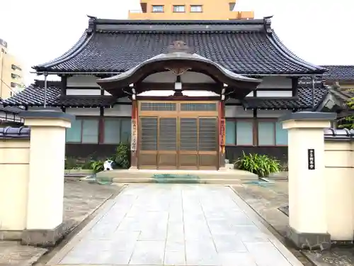 西養寺の本殿・本堂