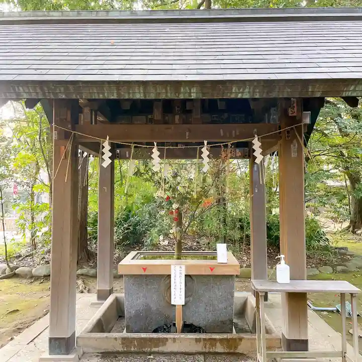 赤坂氷川神社の手水舎