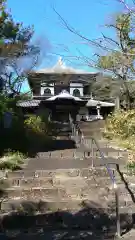 成身院　百体観音堂（さざえ堂）(埼玉県)