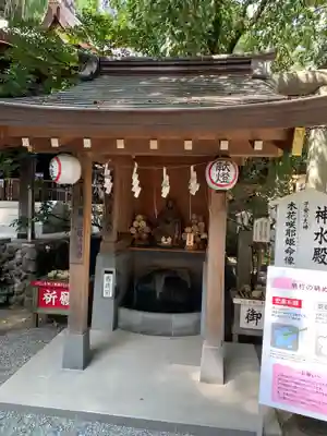 子安神社の末社・摂社